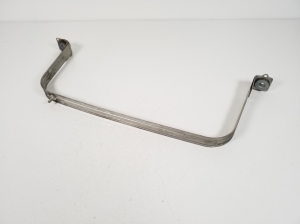   Fuel tank holder 