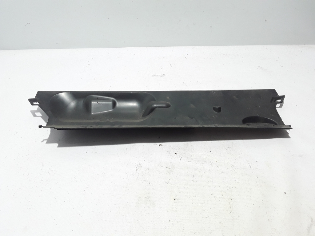 RENAULT Megane 3 generation (2008-2020) Radiator air diverter 214768557R 22400250