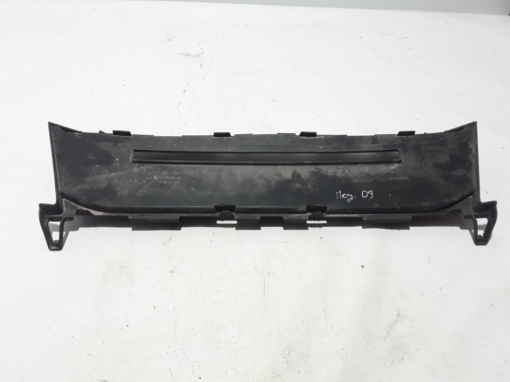RENAULT Megane 3 generation (2008-2020) Radiator air diverter 623120002R 22400249