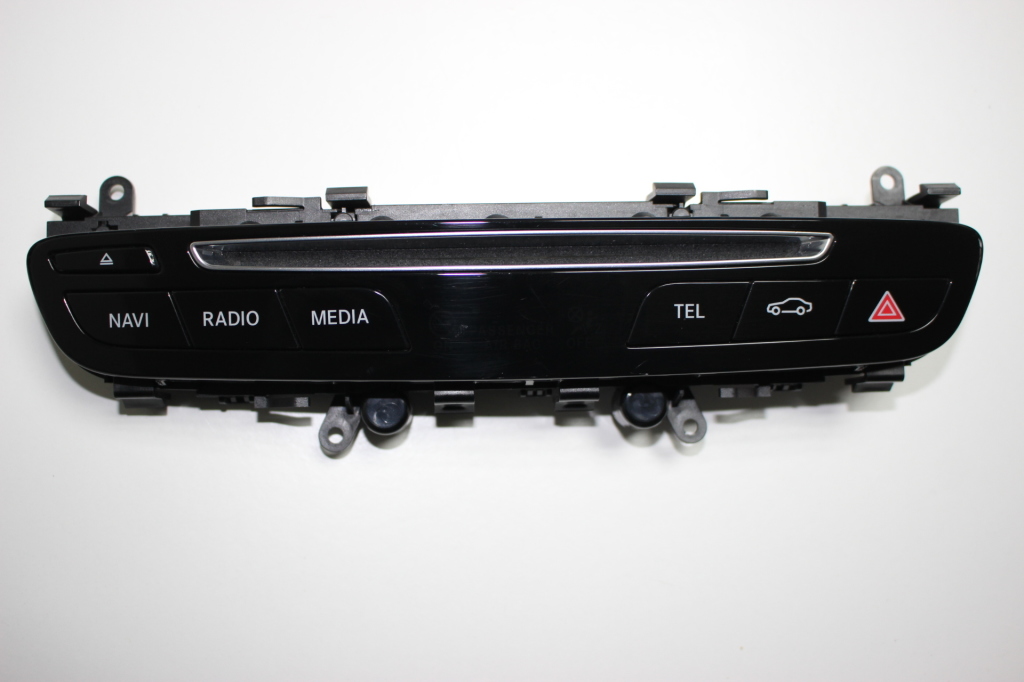 MERCEDES-BENZ C-Class W205/S205/C205 (2014-2023) Musikafspiller uden GPS A2059053601 21915612