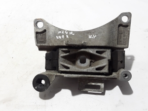   Gearbox mount  - 112200014R 