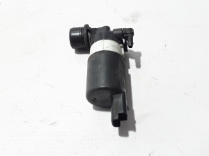   Front windshield washer pump  - 8200031895 