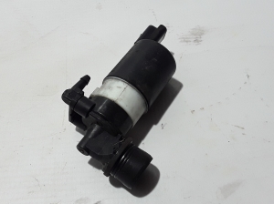 RENAULT Megane III (2008–2016) Front windshield washer pump 8200031895 - 3