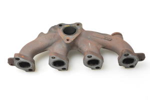  Exhaust manifold 