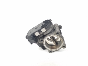 Mercedes Benz E-Class W211 (2002–2009) Drosselklappe A6420900070