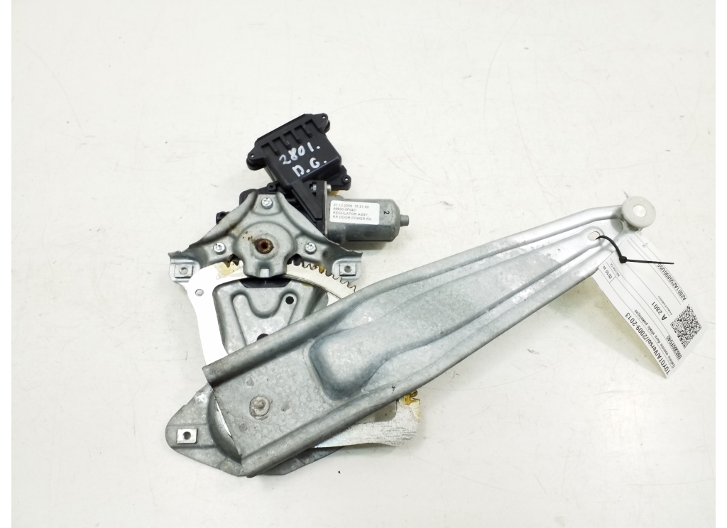 TOYOTA Verso 1 generation (2009-2015) Rear Right Door Window Regulator 698300F040 20415841