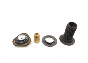 TOYOTA Verso (2009–2017) Front strut mount with bearing 486090F020 - 2