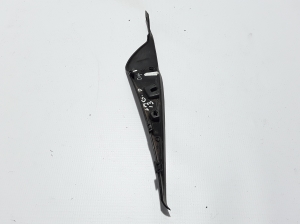 RENAULT Laguna III (2007–2015) Klaasipuhastite mehhanismi kate esiklaasi juures 668620005R - 2