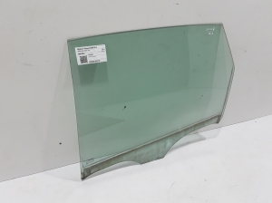  Glass rear side door 