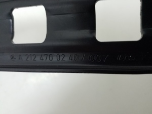 Mercedes Benz E-Class W212 (2009–2015) Kütusepaagi hoidik A2124700240 - 2