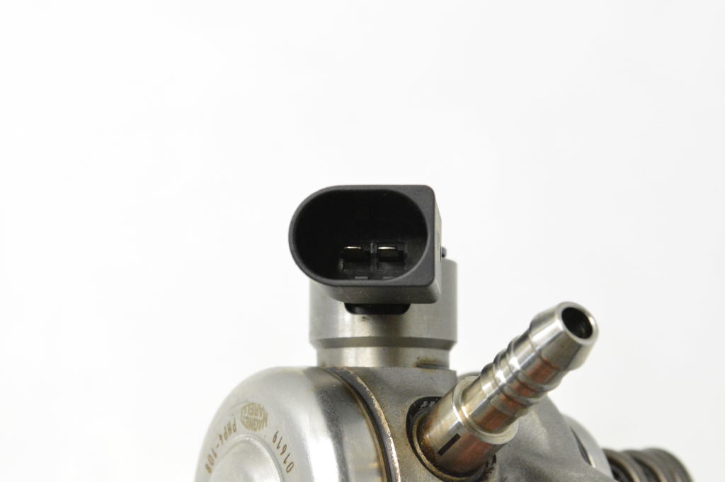 Used Volkswagen Up Fuel pump 04E127027N