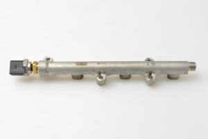 Volkswagen Up (2012–2026) Common Rail Kraftstoffleitung 04C133320G - 3