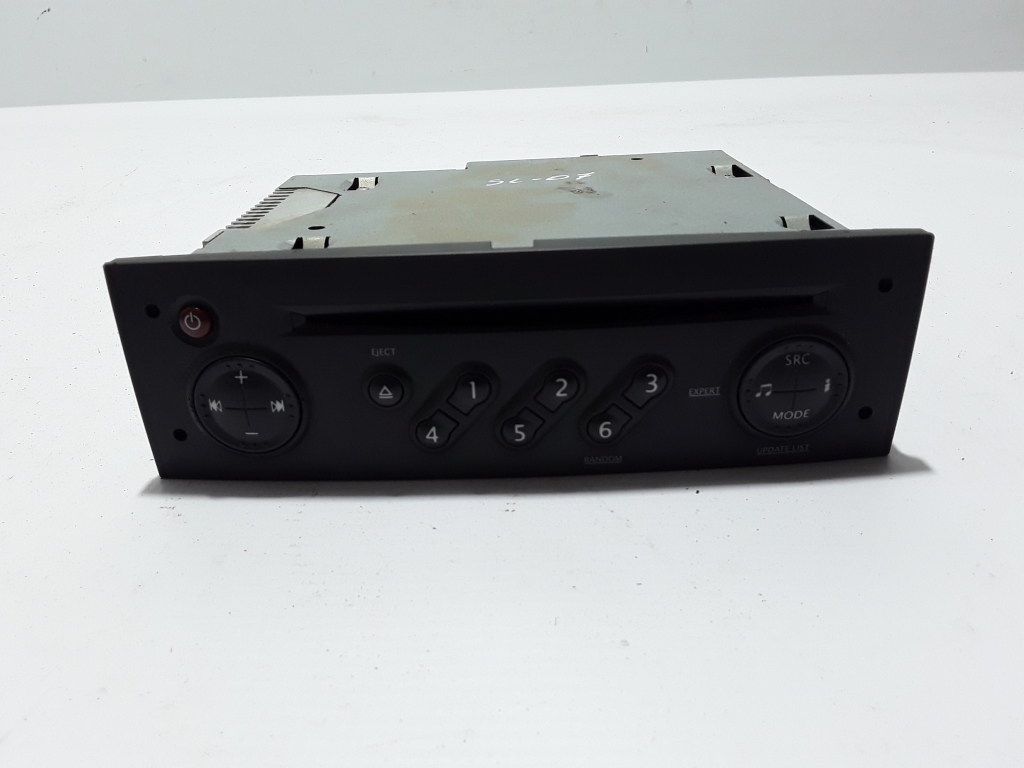 RENAULT Scenic 2 generation (2003-2010) Music Player With GPS 8200607918 22400716