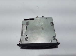 RENAULT Scenic (2003–2010) Radio (head unit) 8200607918 - 2