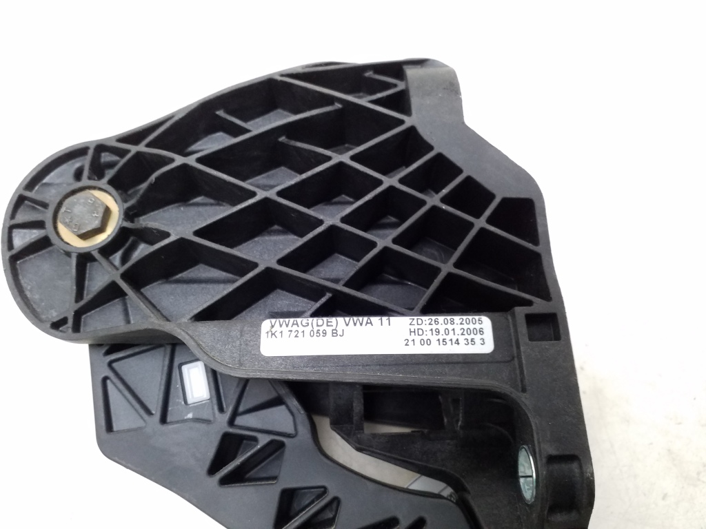 VOLKSWAGEN Golf 5 generation (2003-2009) sajūga pedālis 1K1721059BJ 25076998