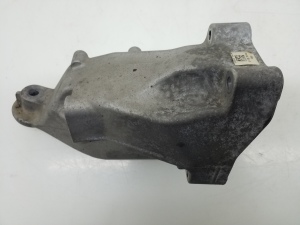Motorhalter - A6512233404