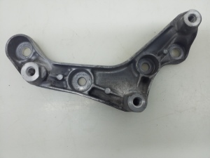 Mercedes Benz E-Class W212 (2009–2015) Halterung Vorderachsgetriebe Differentialgetriebe A2720140295
