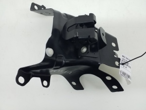 Mercedes Benz E-Class W212 (2009–2015) Muu kinnitus A2126300831 - 3