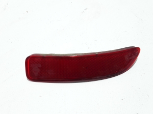   Rear bumper reflector 