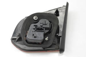 Volkswagen Golf VI (2008–2013) Tagatuli tagaluugil 5k0945093 - 5