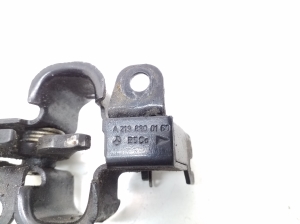 Mercedes Benz CLS-Class 219 (2004–2010) Hood latch A2198800160 - 2
