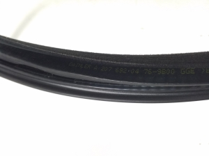 Mercedes Benz E-Class W207 (2009–2017) Esiukse tihenduskumm A2076920476 - 3