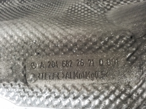 Mercedes Benz E-Class W207 (2009–2017) Hitzeschutzblech Schalldämpfer A2046822671 - 2
