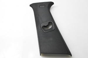 B-pillar interior trim - 74543321