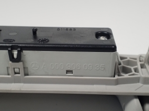 Mercedes Benz C-Class 205 (2014–2021) Katuse sisemine käepide A1668100554 - 3