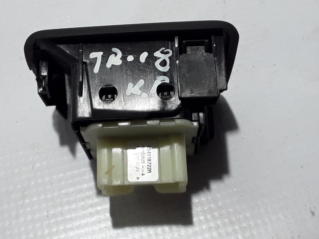 OPEL Vivaro B (2014-2019) Front Right Door Window Switch 254118722R 22400524