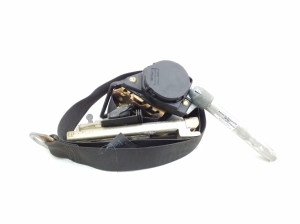 Mercedes Benz E-Class W124 (1985–1995) Front seat belt A2018607285 - 3