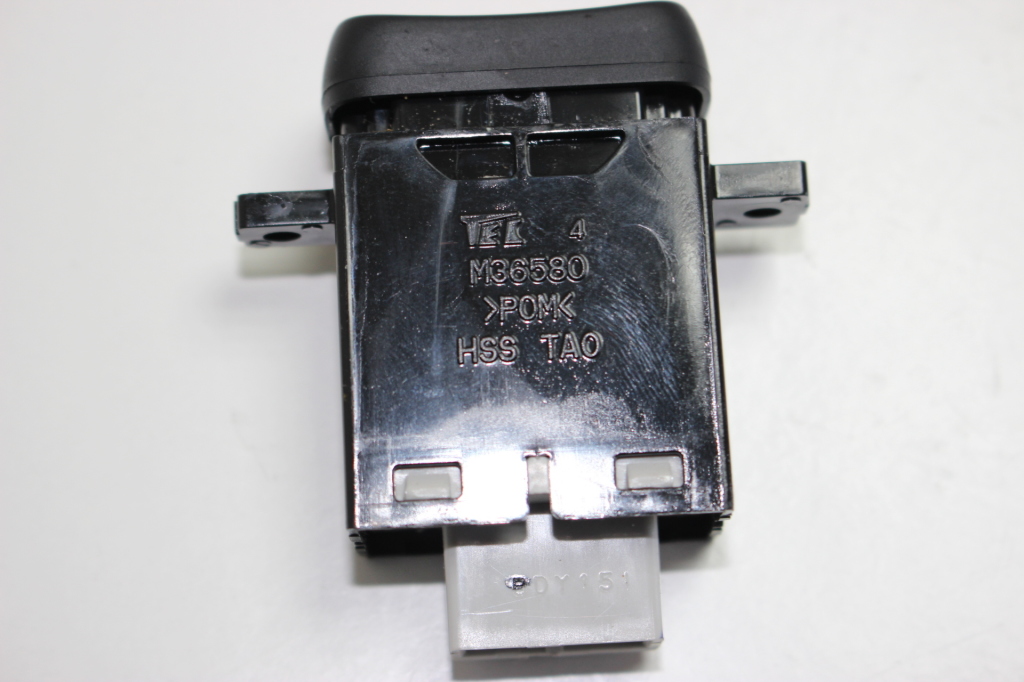 HONDA CR-V 4 generation (2012-2019) Seat heating switch M36580 21915703
