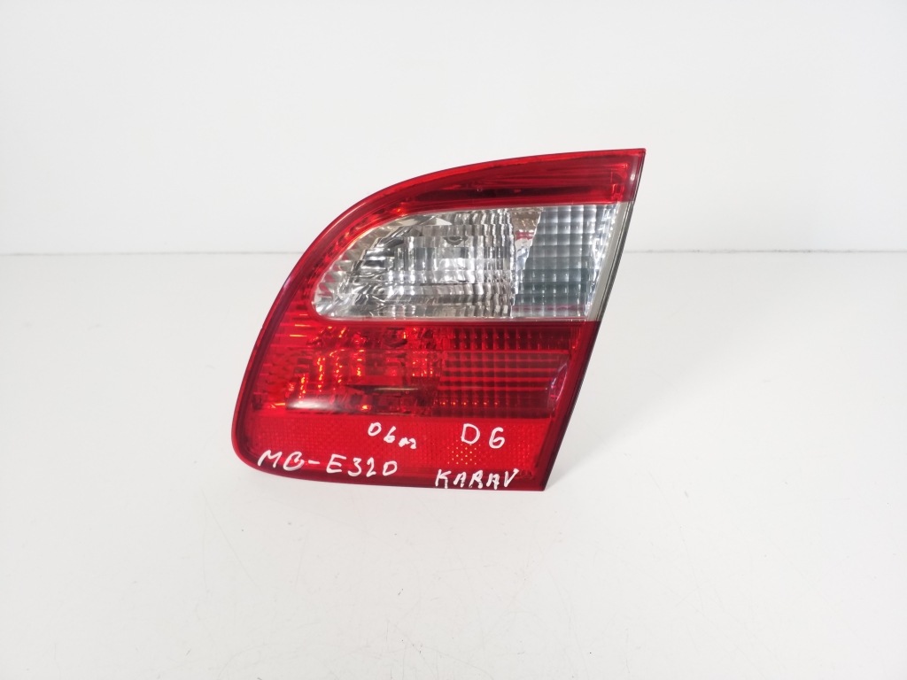 MERCEDES-BENZ E-Class W211/S211 (2002-2009) Фонарь крышки багажника правый A2118201464 21915665