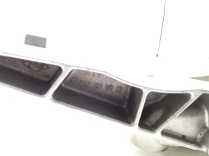 Mercedes Benz E-Class W211 (2002–2009) Ölpumpe A6421810901 - 4