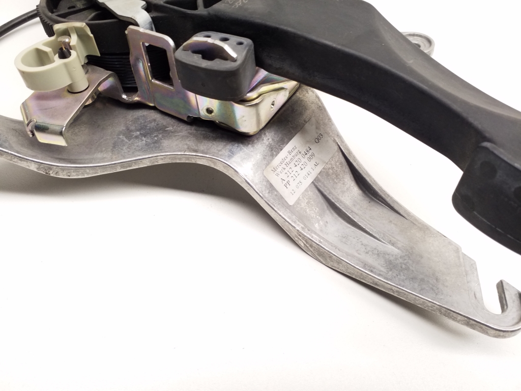 Used Mercedes Benz EClass Handbrake pedal A2124200484