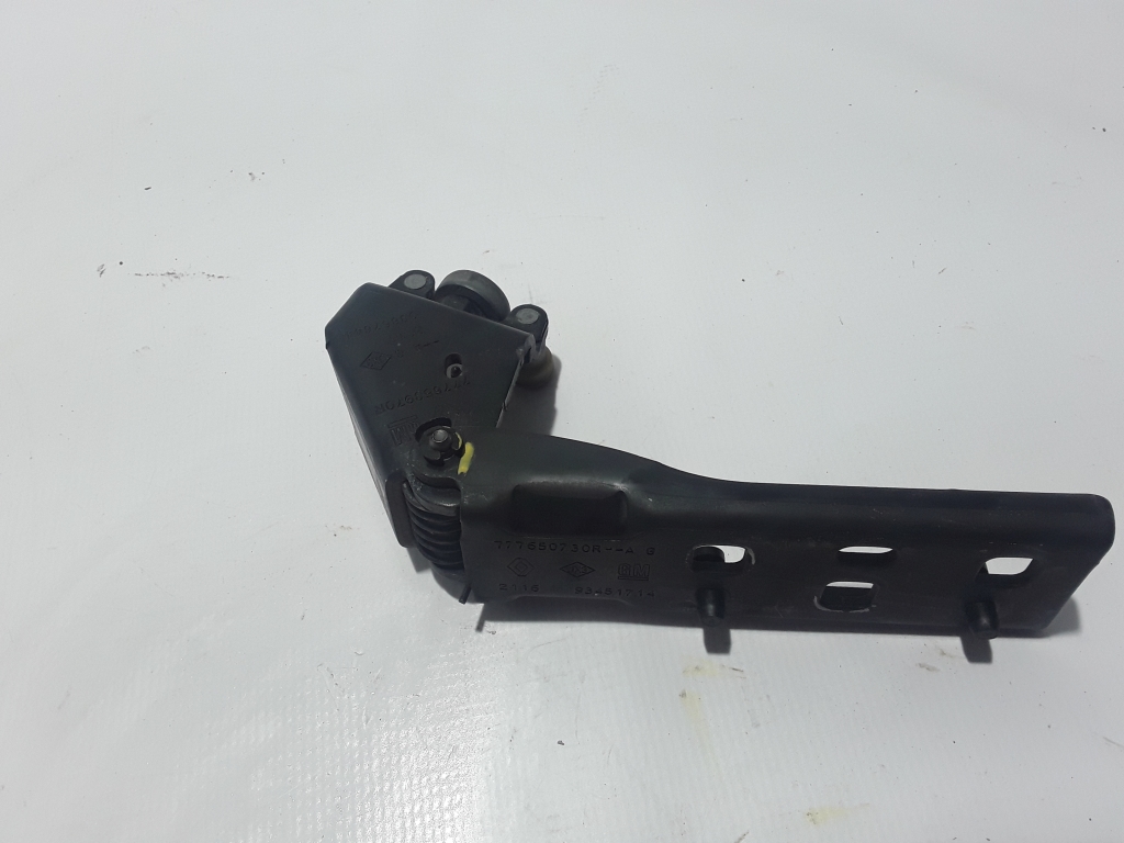 OPEL Vivaro B (2014-2019) Support inférieur de porte coulissante 777653970R 22401282