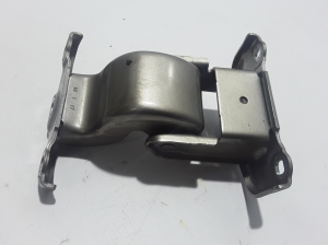   Rear tailgate hinge 