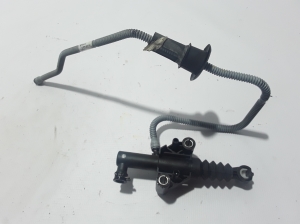   Clutch master cylinder  - 306105588R 