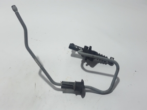 Opel Vivaro B (2014–2019) Clutch master cylinder 306105588R - 3