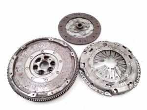   Clutch and its parts 