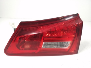 Tail light on trunk lid - 8158153070