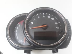 Instrument cluster - 9130813