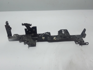   Other bracket  - 747650481R 