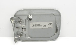 AUDI A4 B7 (2004–2008) Fuel filler cap 4E0010376R - 2