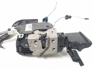 Mercedes Benz B-Class 246 (2011–2017) Front door lock A1667200635 - 3