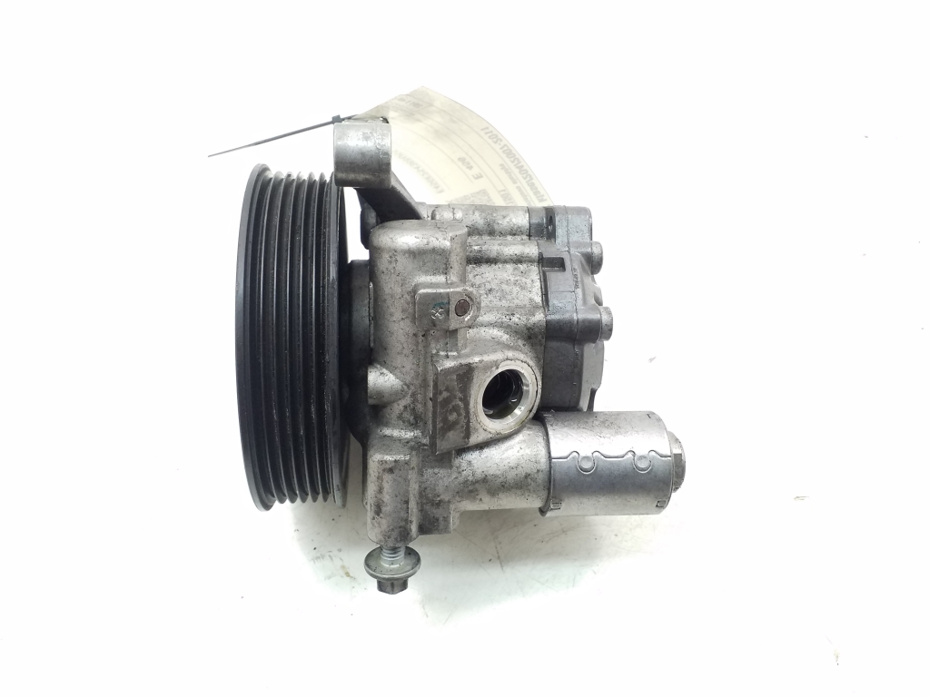 Mercedes Benz C-Class 204 (2007–2014) Servopumpe A0064661501 Mercedes Benz C-Class 204 (2007–2014) Servopumpe A0064661501