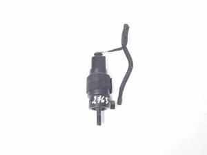   Pompe de lave-glace avant  - 8K5955647 