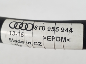AUDI S4 (2008–2015) Esitule pesudüüsi voolik 8T0955944 - 2