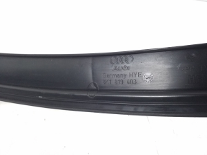 AUDI S4 (2008–2015) Klaasipuhastite mehhanismi kate esiklaasi juures 8K1819403 - 3