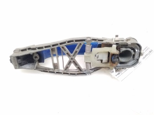 Volkswagen Touran I (2003–2010) Rear side door exterior handle and its parts - 2